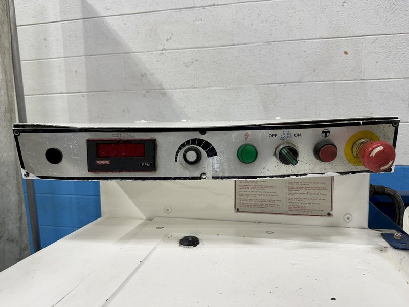 20" X 57" MILLTRONICS MODEL HML2060 ENGINE LATHE : STOCK #77919