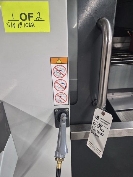 Haas VF-3 SS CNC Vertical Machining Center, 2022 – Haas CNC Control, Chip Auger, Coolant System