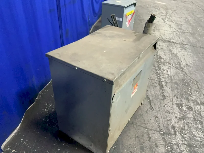 SQUARE D 75 KVA TRANSFORMER  -  75T6HCT