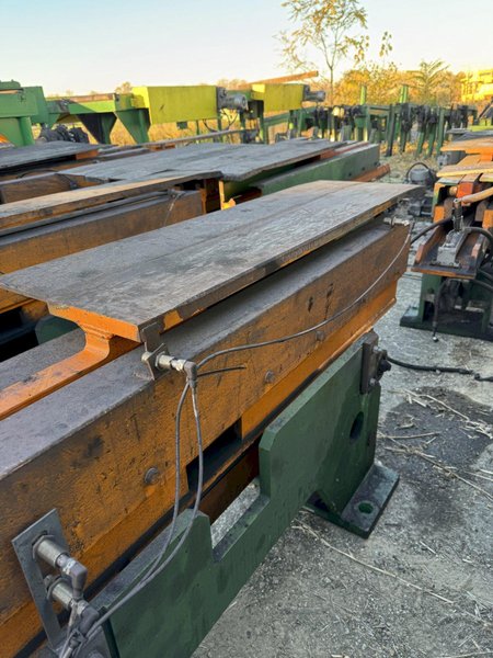 SIGNODE MATERIAL FLIPPER / LIFTER. STOCK # 1007824