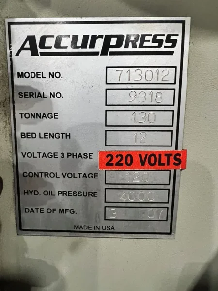 ACCURPRESS MODEL ADVANTAGE 130 TON X 12' HYDRAULIC 2-AXIS CNC PRESS BRAKE