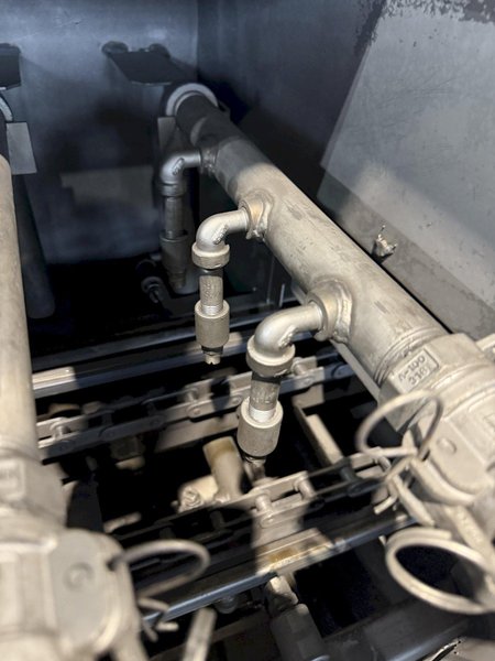 9" X 192" RANSOHOFF LEANVEYOR FOUR STAGE (WASH/RINSE/RINSE/BLOW OFF) WASHER. STOCK # 1113425.