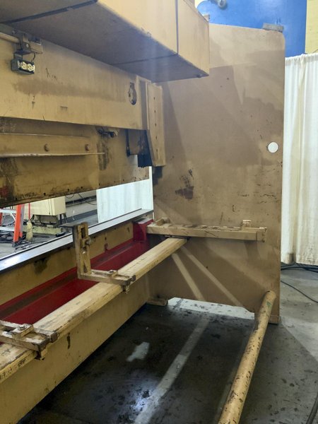 200 TON X 12' STANDARD HYDRAULIC PRESS BRAKE: STOCK #79764