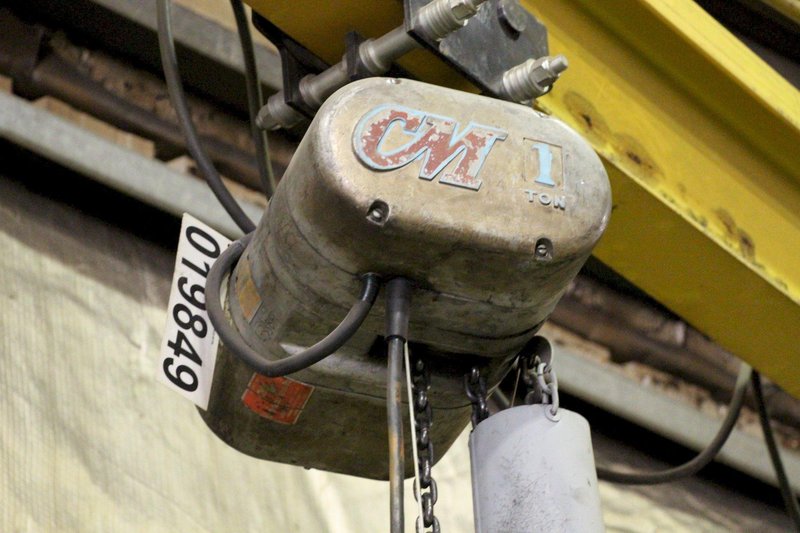 1 TON CM LODESTAR ELECTRIC POWER CHAIN HOIST: STOCK #11236