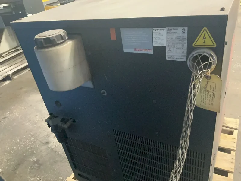 HYPERTHERM 260 A PLASMA CUTTING SYSTEM  -  HPR260XD