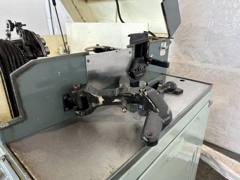 HR GIDDING &amp; LEWIS/DAVIS "WINSLOMATIC HR" AUTO DRILL POINT GRINDER. STOCK # 0418323