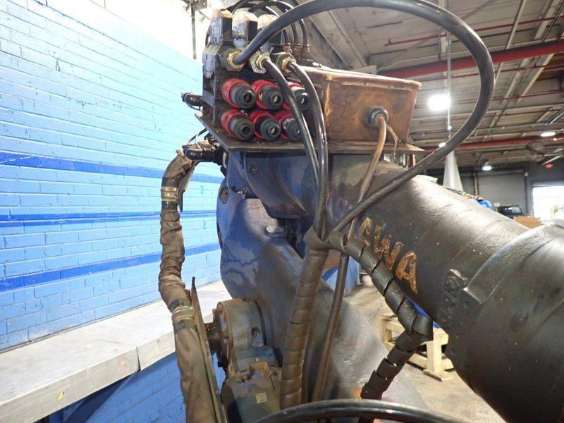YASKAWA ELECTRIC / MOTOMAN 14.5 A ROBOT  -  YR-MS165/MH180-A00