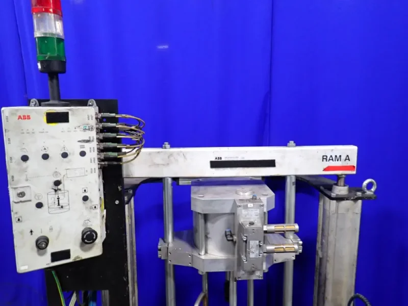 8 BAR ADHESIVE DISPENSING SYSTEM