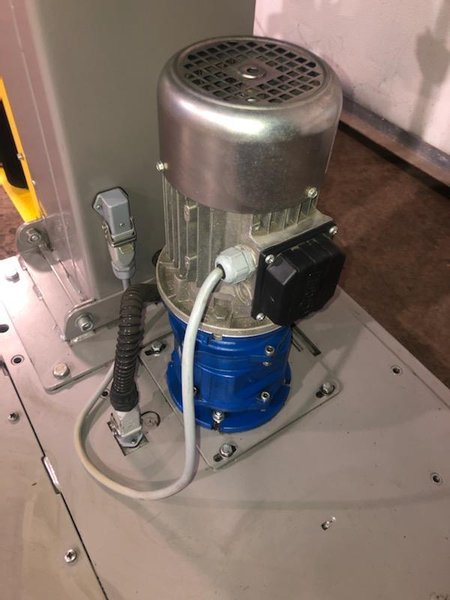 FOR PARTS SIAT  MODEL F1L SEMIAUTOMATIC PALLET STRETCH WRAPPER STOCK# 2159