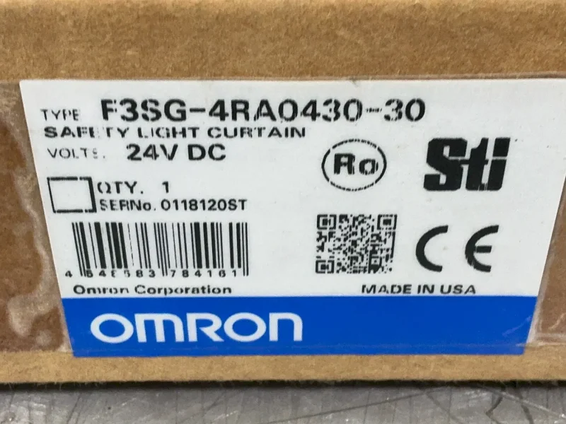 OMRON SAFETY LIGHT CURTAIN  -  F3SG-4RA0430-30