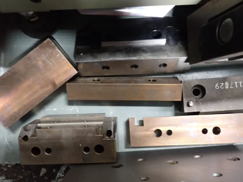 HAAS AUTOMATION MACHINING CENTER, SPINDLE MOTOR, MISC. ACCESSORIES