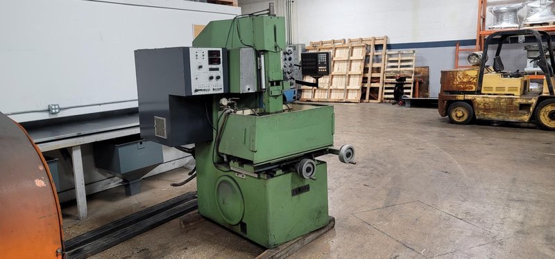 Elox 8-2012-DR Sinker EDM Machine