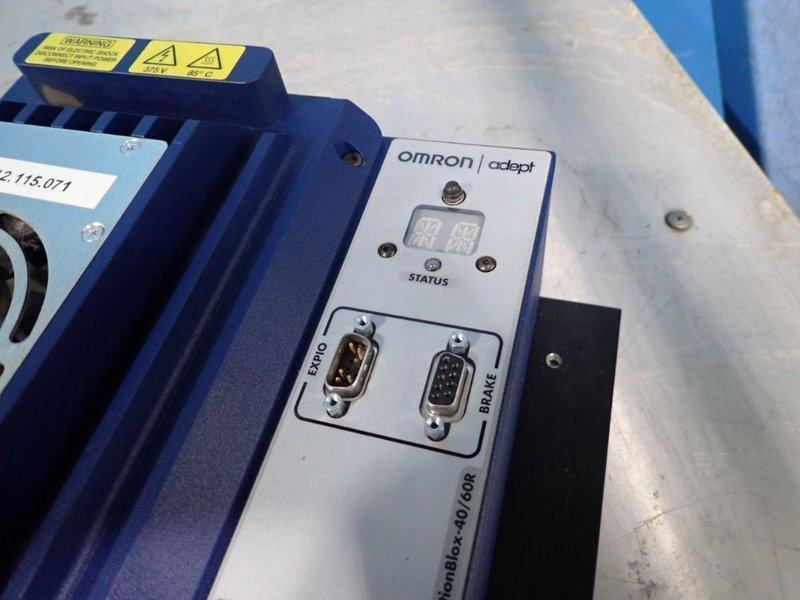 OMRON ROBOT CONTROLLER  -  EMB-40R