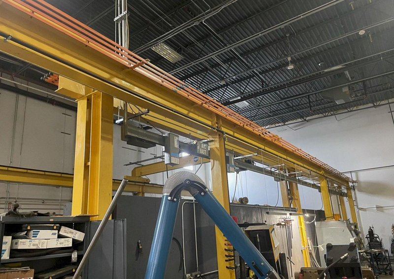 5 TON X 21' X 90' X 13' OMH SINGLE GIRDER OVERHEAD CRANE &amp; RUNWAY SYSTEM: YOBRO #26274