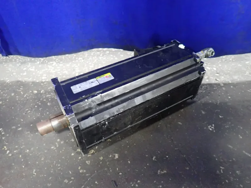 REXROTH SERVO MOTOR   -  MSK101E-0300-FN-M1-BG2-NNNN
