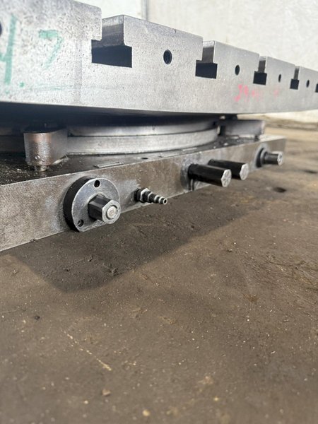 30" X 40" DEVLIEG AIR LIFT ROTARY TABLE. STOCK # 0221226