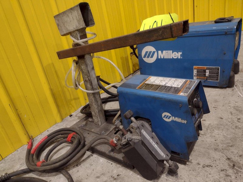 MILLER XMT450 CC CV WELDER W/ FEEDER: STOCK #23484