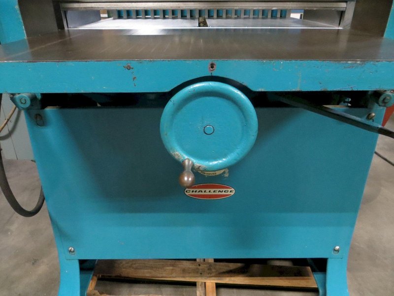 Challenge Paper Cutter Model 305 HB, 30-1/2" Width