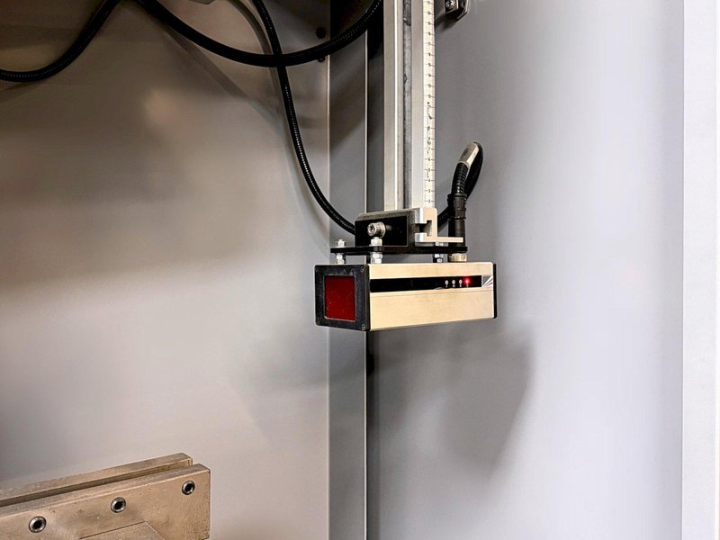 LVD PPED 135/30 150 Ton x 10' Press Brake