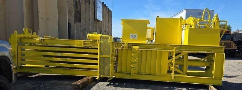 30&quot; X 36&quot; SELCO MODEL #HSO-107-A AUTO-TIE HORIZONTAL HYDRAULIC BALER: YOBRO #24559