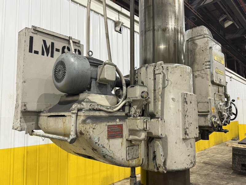 8&#039; ARM x 19&quot; GIDDINGS &amp; LEWIS MODEL #956-CHIPMASTER RADIAL ARM DRILL ON 360° T-SLOTTED BASE: STOCK #23546