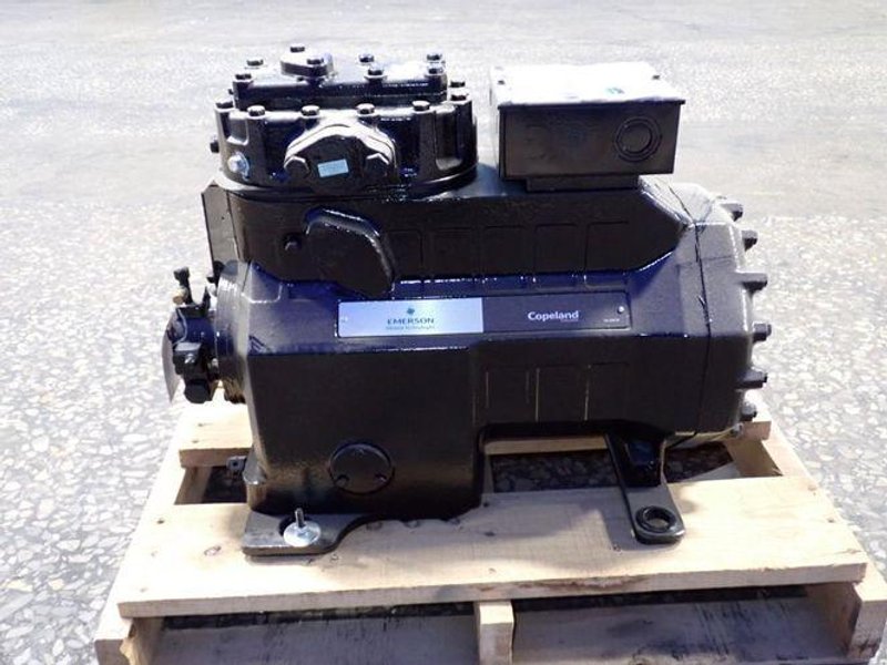 EMERSON REFRIGERATING COMPRESSOR  -  3DP3R12ME-TFD-800