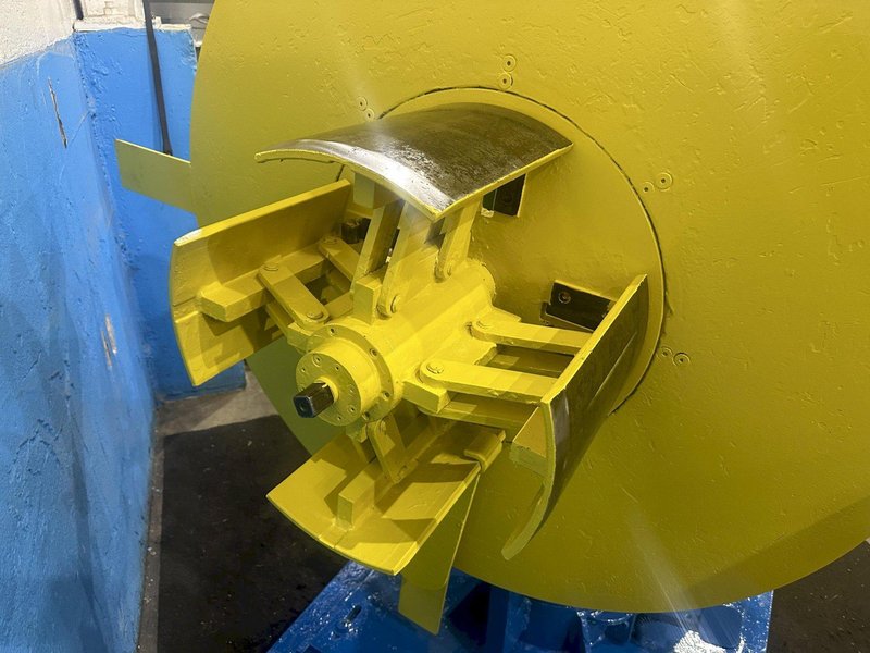 2500 LB SAMCO DOUBLE END COIL REEL: STOCK #77470