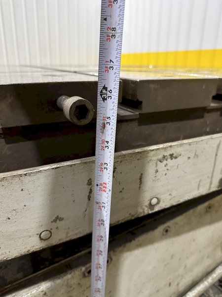 72" X 72" GIDDINGS &amp; LEWIS (G&amp;L) T-SLOTTED POWERED ROTARY TABLE W/ 72" POWERED INFEED SLIDE: STOCK #19731