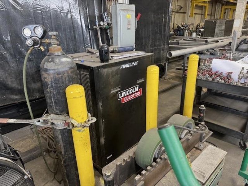 40′ Lincoln Vernon MPM5 CNC Pipe Profiler, 2022 – Infeed/Outfeed Conveyor, Fineline 300 20FT-TL