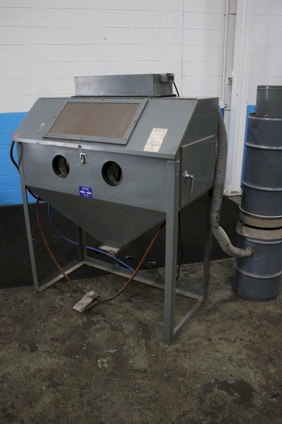 MAC BLAST CABINET: STOCK #75901