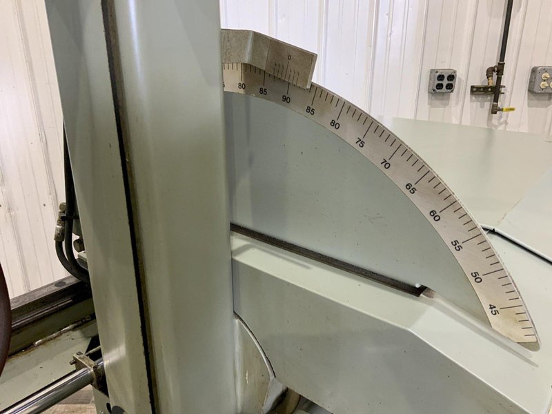 18" X 20" HYDMECH MODEL V 18 VERTICAL BAND SAW: STOCK #81472