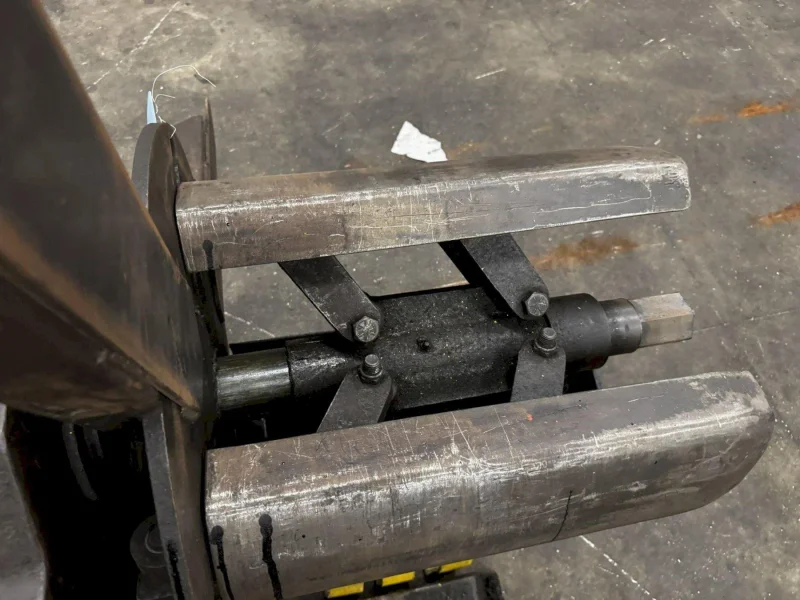 4,000 LB X 18&quot; JACO MODEL 346 UNCOILER: YOBRO #23926