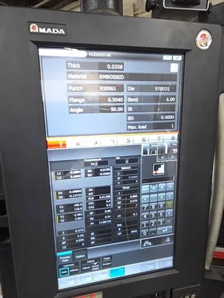 AMADA 243 TON HRB 2204 PRESS BRAKE  -  HRB2204