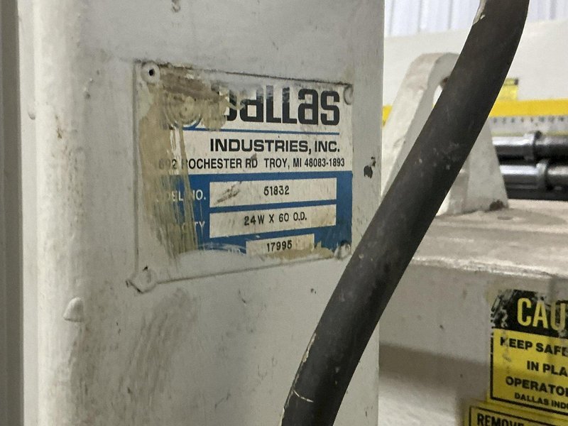 8,000 LBS X 24" X .125" DALLAS UNCOILER COIL REEL, MOTORIZED STRAIGHTENER - FEED LINE: YOBRO #24808