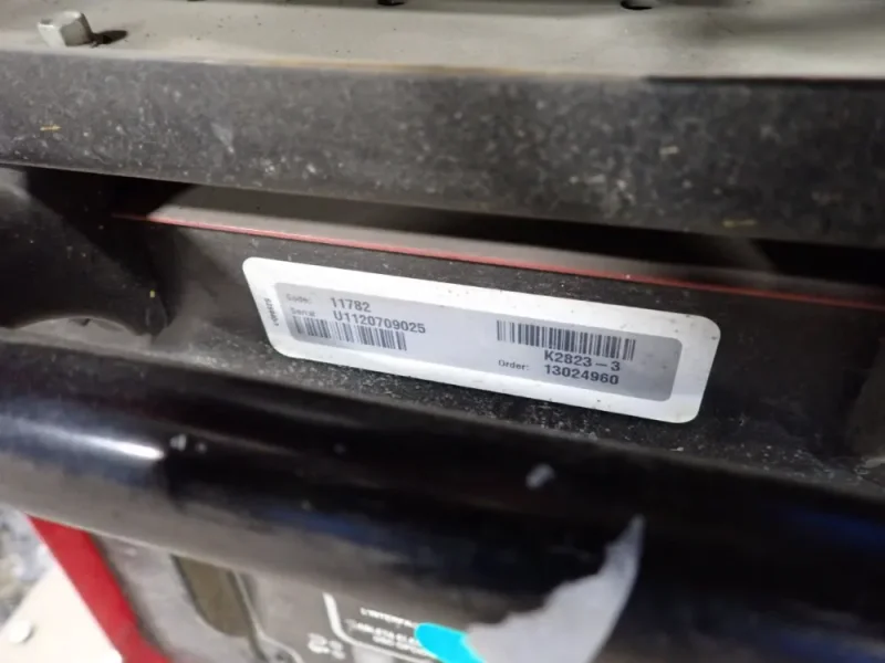 LINCOLN 350 A WELDER  -  POWER WAVE S350