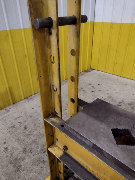 50 TON ENERPAC H-FRAME HYDRAULIC SHOP PRESS: YOBRO #23949