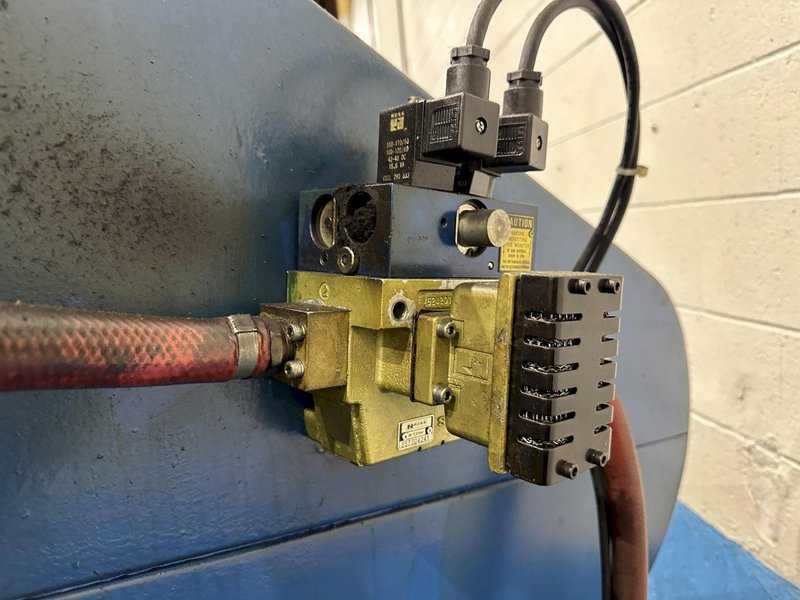 19&quot; X 84&quot; LEBLOND MAKINO ENGINE LATHE: STOCK #74768: STOCK #77809