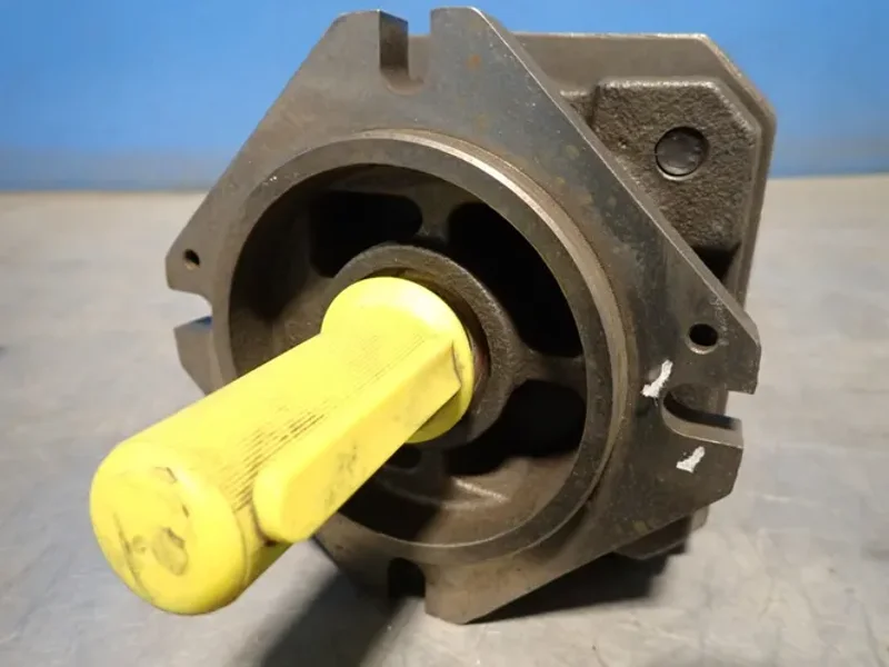 REXROTH INTERNAL GEAR PUMP  -  R900932163