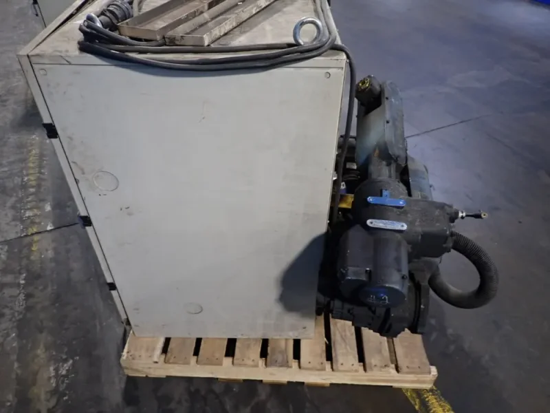 YASKAWA ELECTRIC ROBOT  -  MH6
