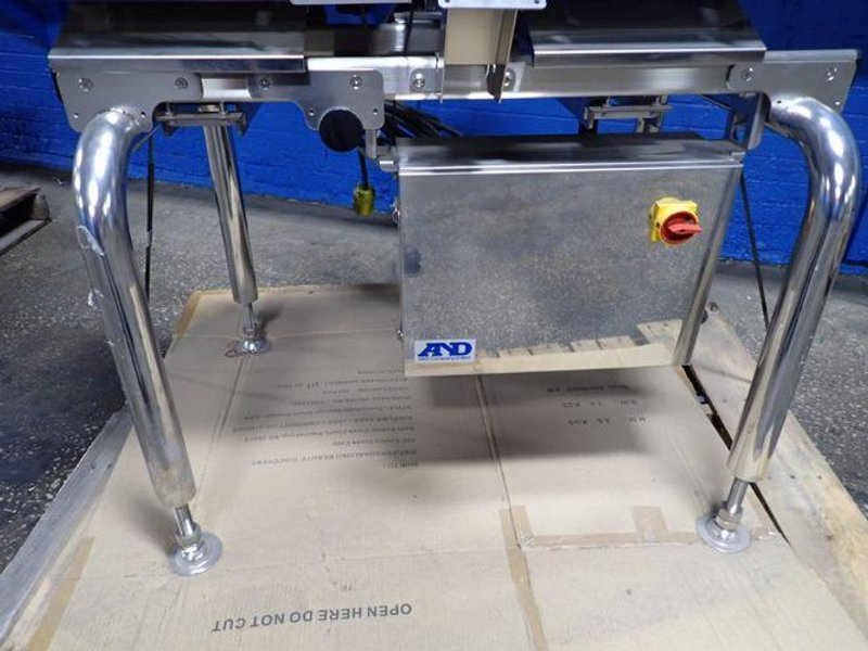 AND 40" X 12" CHECK WEIGHER  -  AD-4961-6K-3050