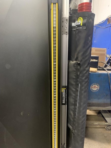 Miller Performarc PA1100SS (PA212S) Robotic Weld Cell, 2012 – Panasonic TAWERS TA-1900 Robot, 350 Amp Panasonic Dip Pulse HMIII350, Dual Light Curtains