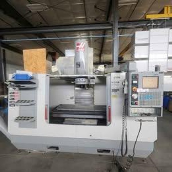 2003 Haas Super VF-4SS CNC Mill – Tooling &amp; Kurt Vises