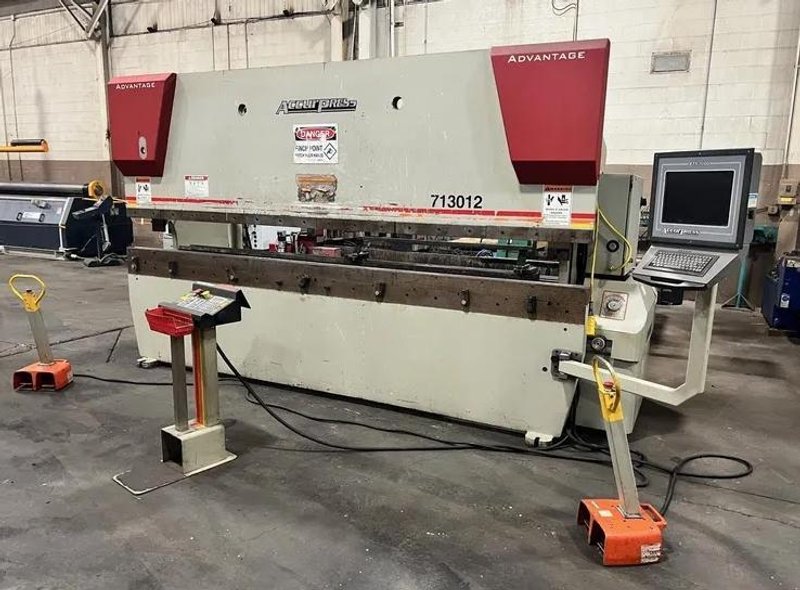 2007 Accurpress Advantage 713012 Hydraulic Press Brake (#5743)