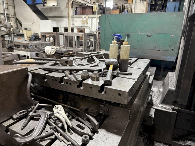 30" X 40" DEVLIEG AIR LIFT ROTARY TABLE. STOCK # 0221026