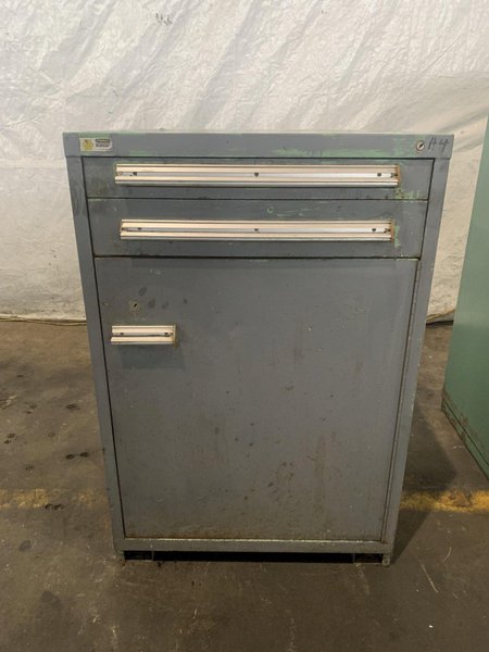 2-DRAWER STANLEY VIDMAR CABINET. STOCK #0903624