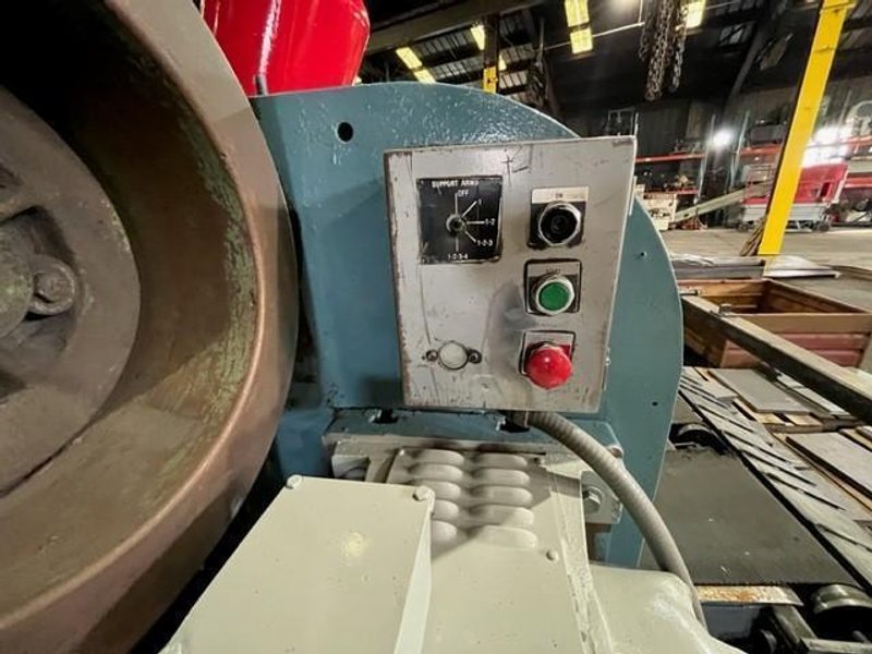 10&#039; X 3/8&quot; CINCINNATI 2510 MECHANICAL SQUARING SHEAR. STOCK # 0779525