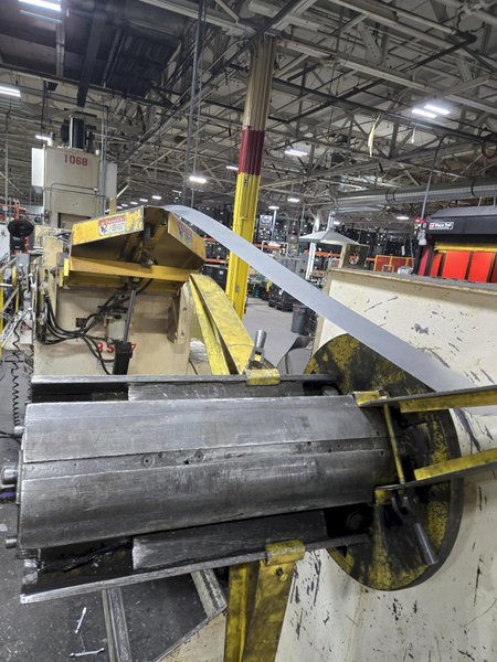 15,000 LBS X 24" X SERVO COE FEED: YOBRO #24921