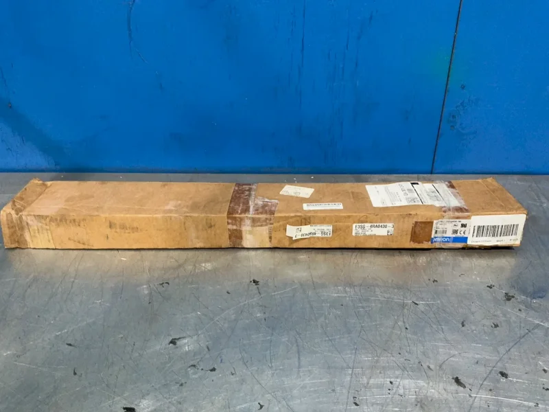 OMRON SAFETY LIGHT CURTAIN  -  F3SG-4RA0430-30