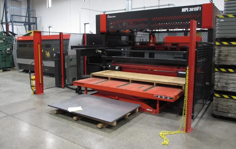 AMADA FLC 3015 AJ - Laser Cutters