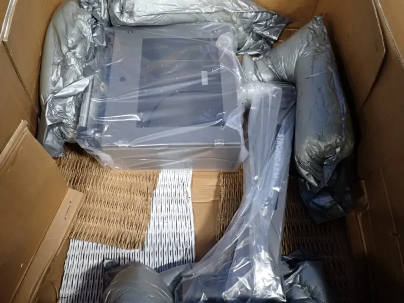STRONGARM 17" X 20" X 7" VERTICA "L" ARM &amp; ENCLOSURE  -  502-lw1000-182107-87157